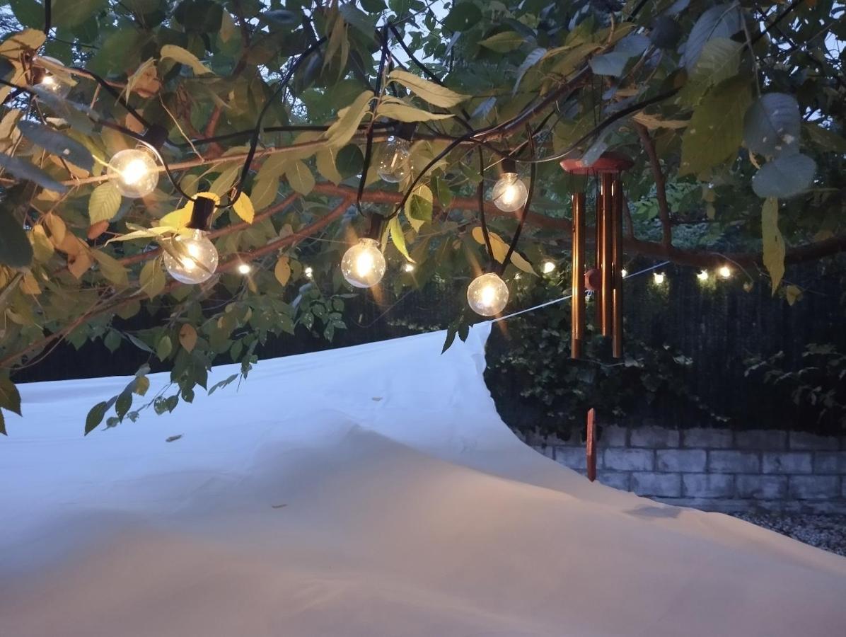 Cool Basement Studio In Hosts House With Private Terrace And Bbq Zizur Mayor Esterno foto