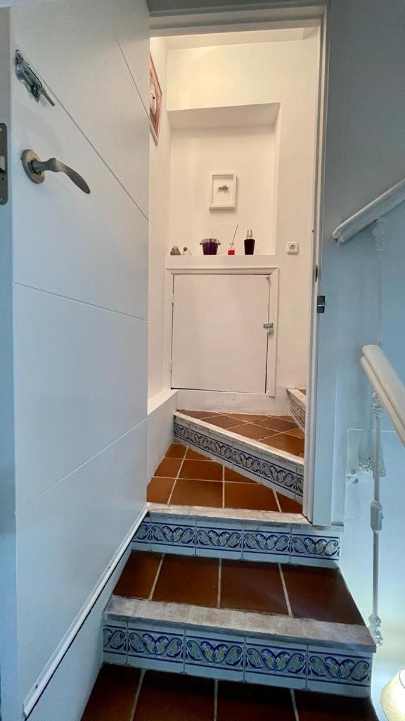 Cool Basement Studio In Hosts House With Private Terrace And Bbq Zizur Mayor Esterno foto